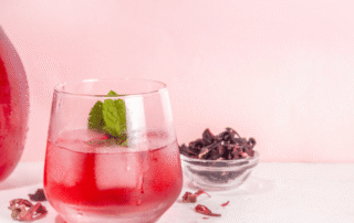 Descubre las propiedades del té de hibisco y cómo disfrutarlo